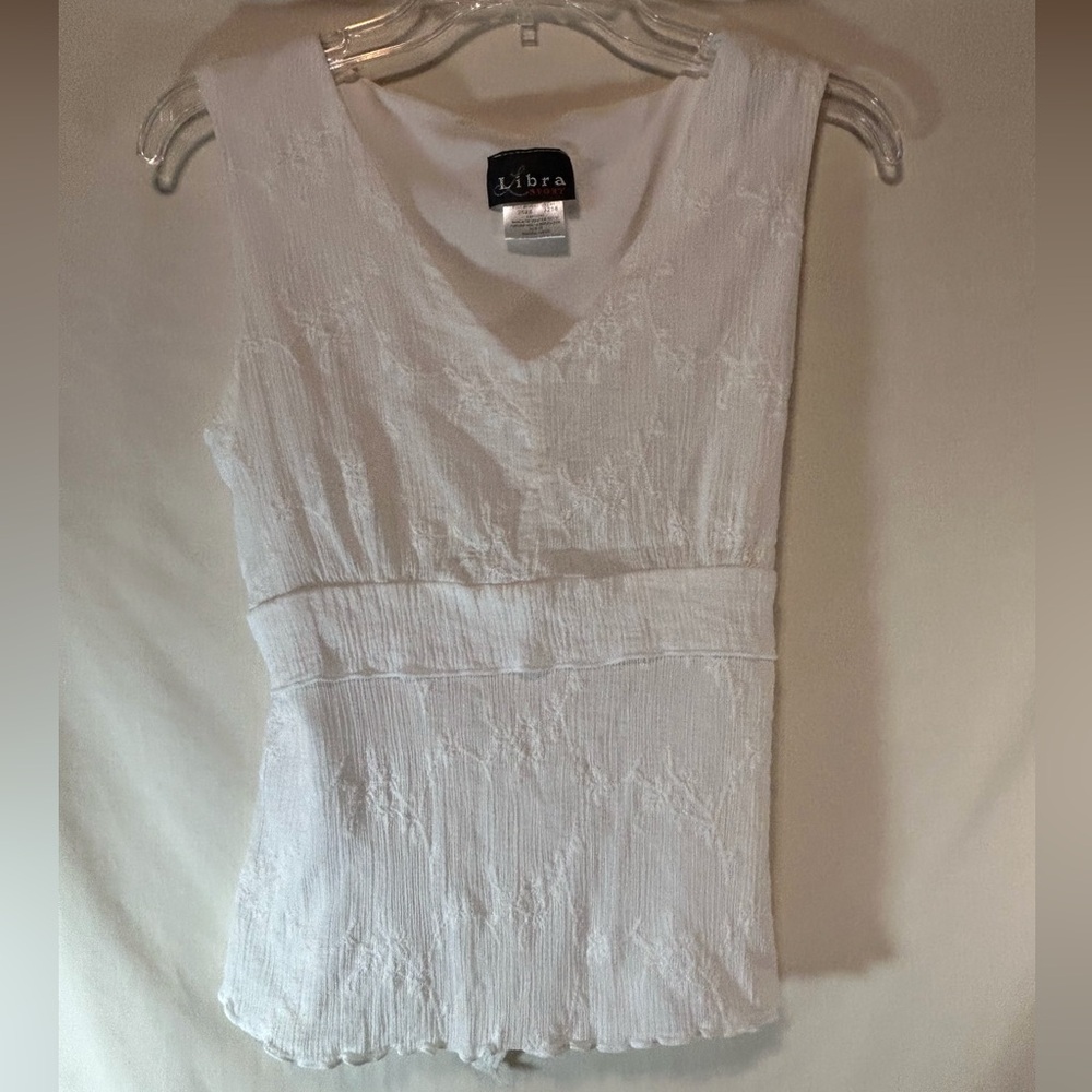 Libra Sport women’s white V-neck sleeveless tie back blouse shirt SP